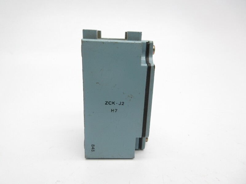 TELEMECANIQUE ZCK-J2H7 380V 10A UNMP