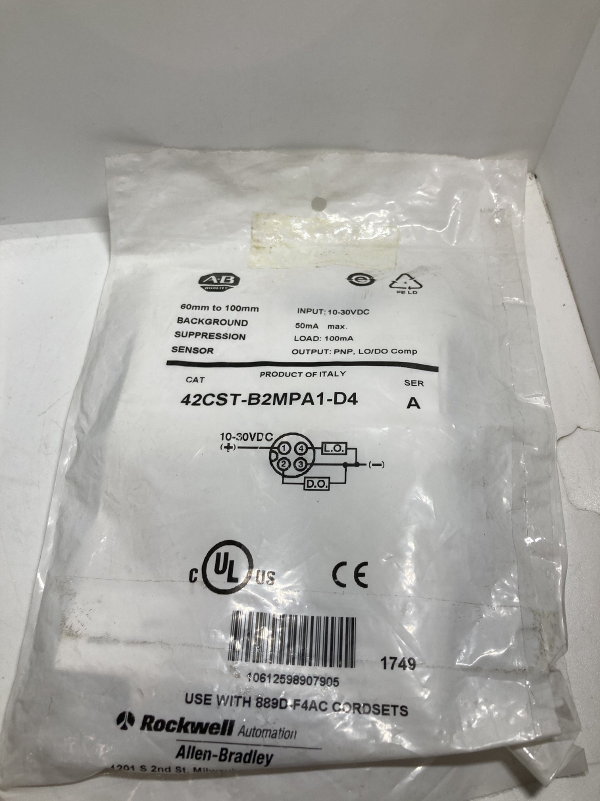 ALLEN BRADLEY 42CST-B2MPA1-D4 BACKGROUND SUPP SENSOR 10-30VDC 50MA PNP SE A NIB