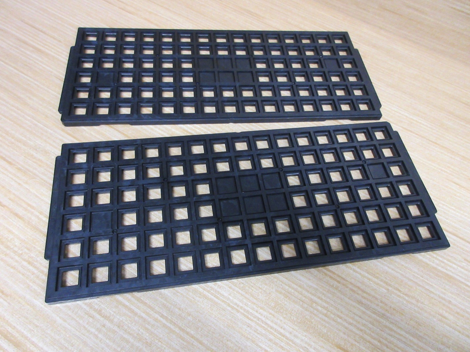Atmel ATSAM3S4CA-AU ARM Based Microcontroller ATSAM3S4CAAU W/ Matrix Tray (Pack