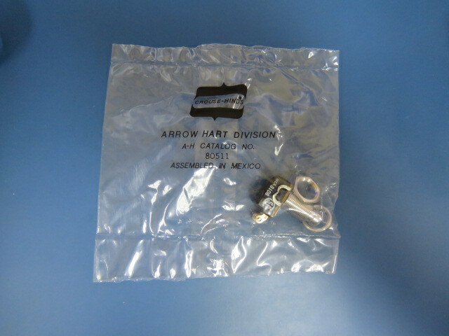 CROUSE-HINDS/ ARROW-HART 80511 Qty of 10 per Lot Switch Push Button N.C. SPSTRo