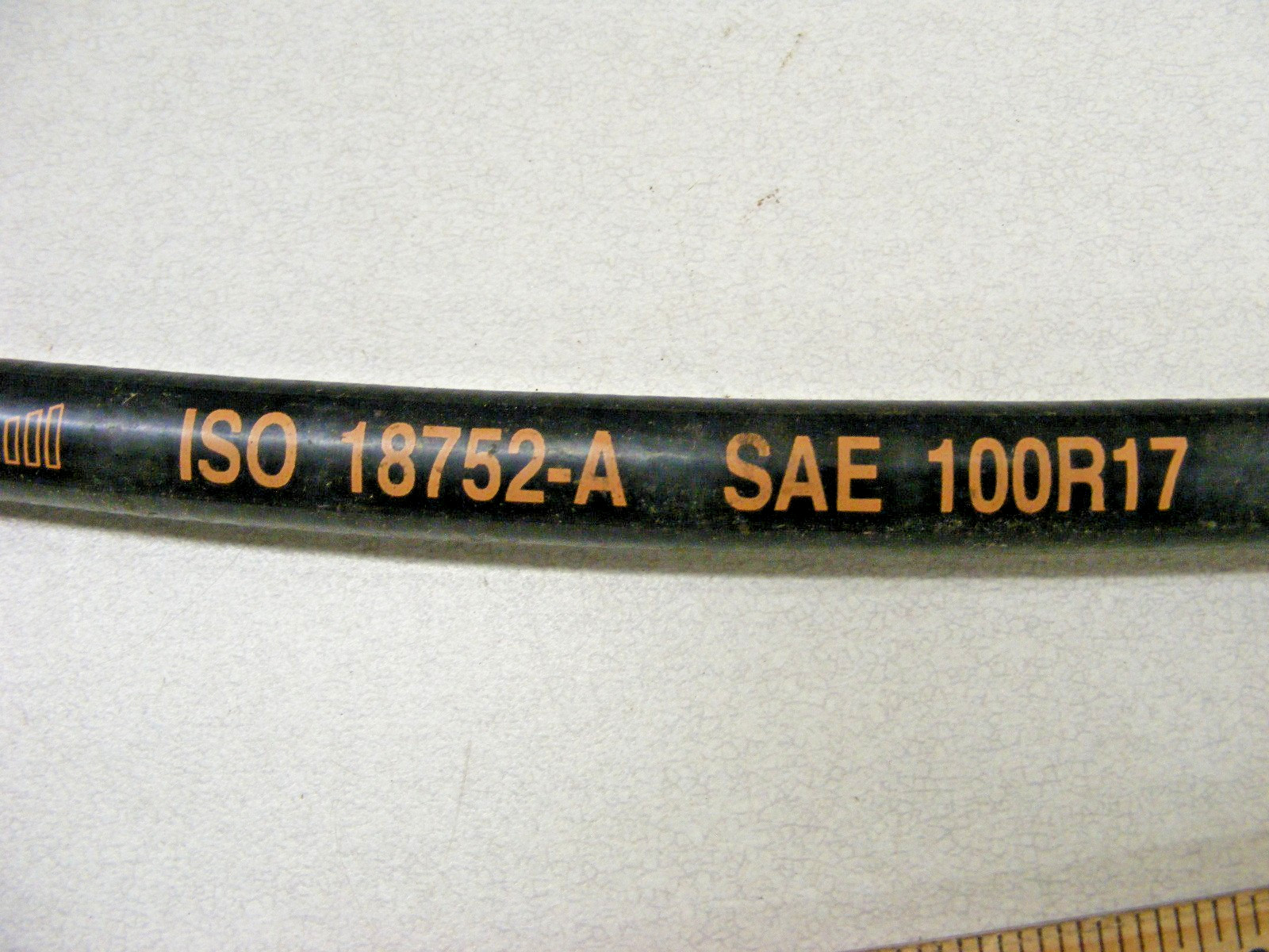(2) Manuli 1/4″ Golden iSO 21 Antiwear Hose 18752-A SAE 100R17 3040 psi (zz3)