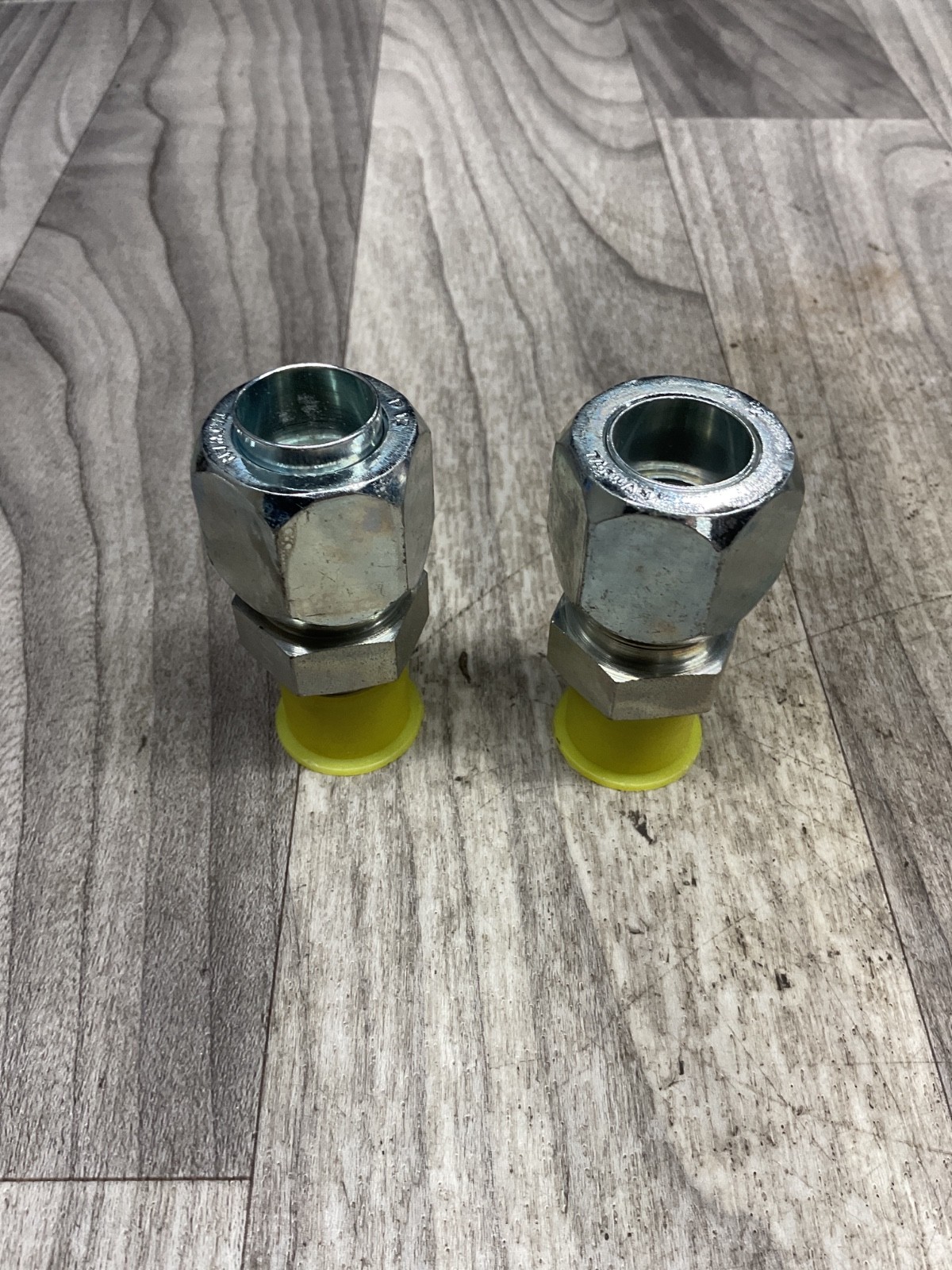 Niagara PN8, 1/2″ NPT Hydraulic Converter (Set of 2) #4009X104SI