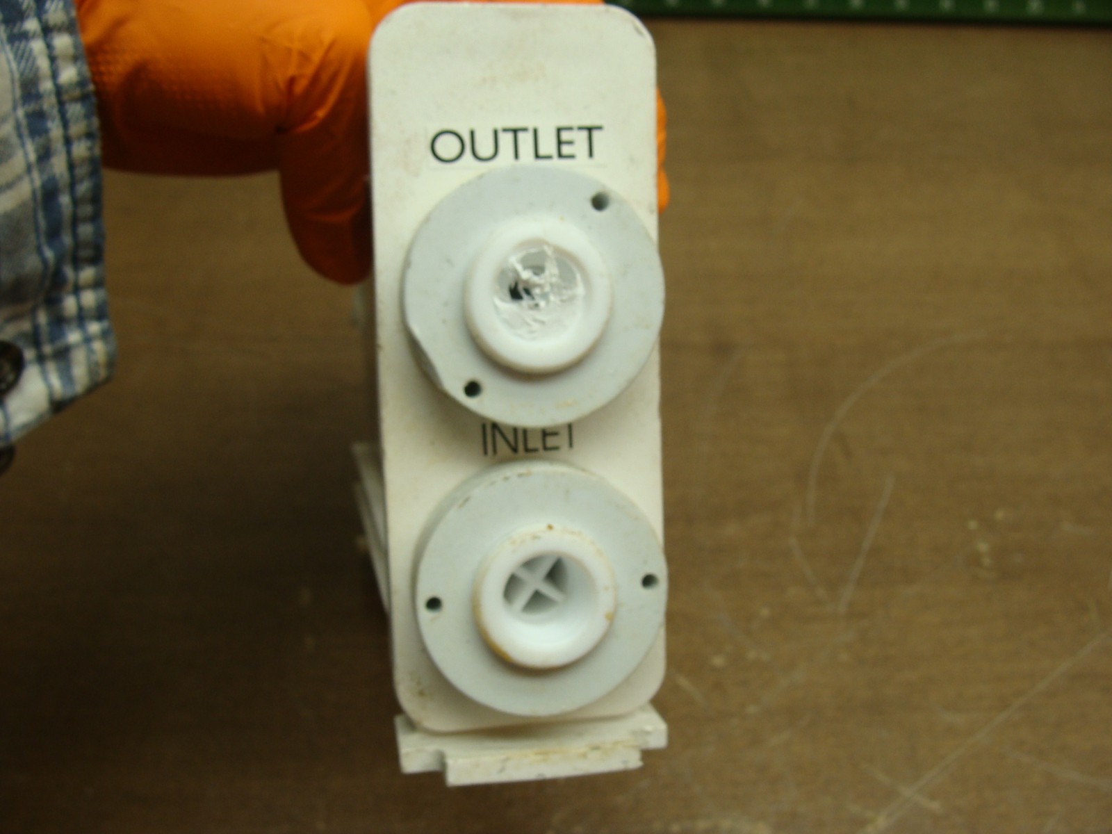 MCMILLAN LIQUID FLOW CONTROLLER U802-9-C-N6-P20-CV12 10 LPM 25 PSID