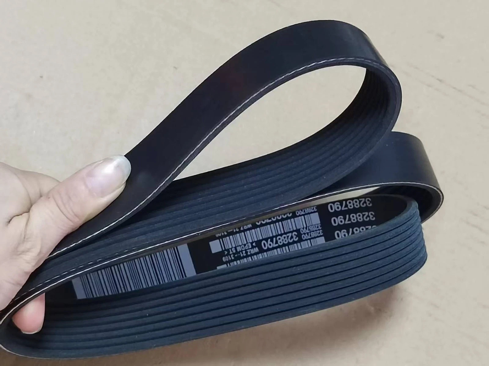 1-piece set of brand new Cummins fan belt 8PK1444 3288790