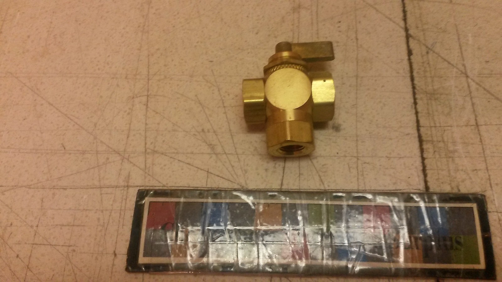 NOS Specialty Three-Way Brass Ball Valve 8611855-1 700-4F4F4F-BT 4820012803975