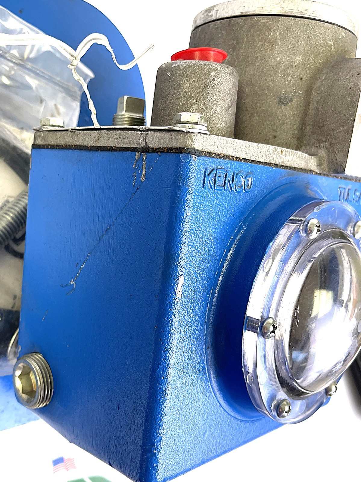KENCO, KLCE-17, PRESSURE 70 PSI, 3/8″ VENT, OIL LEVEL CONTROLLER, SURPLUS