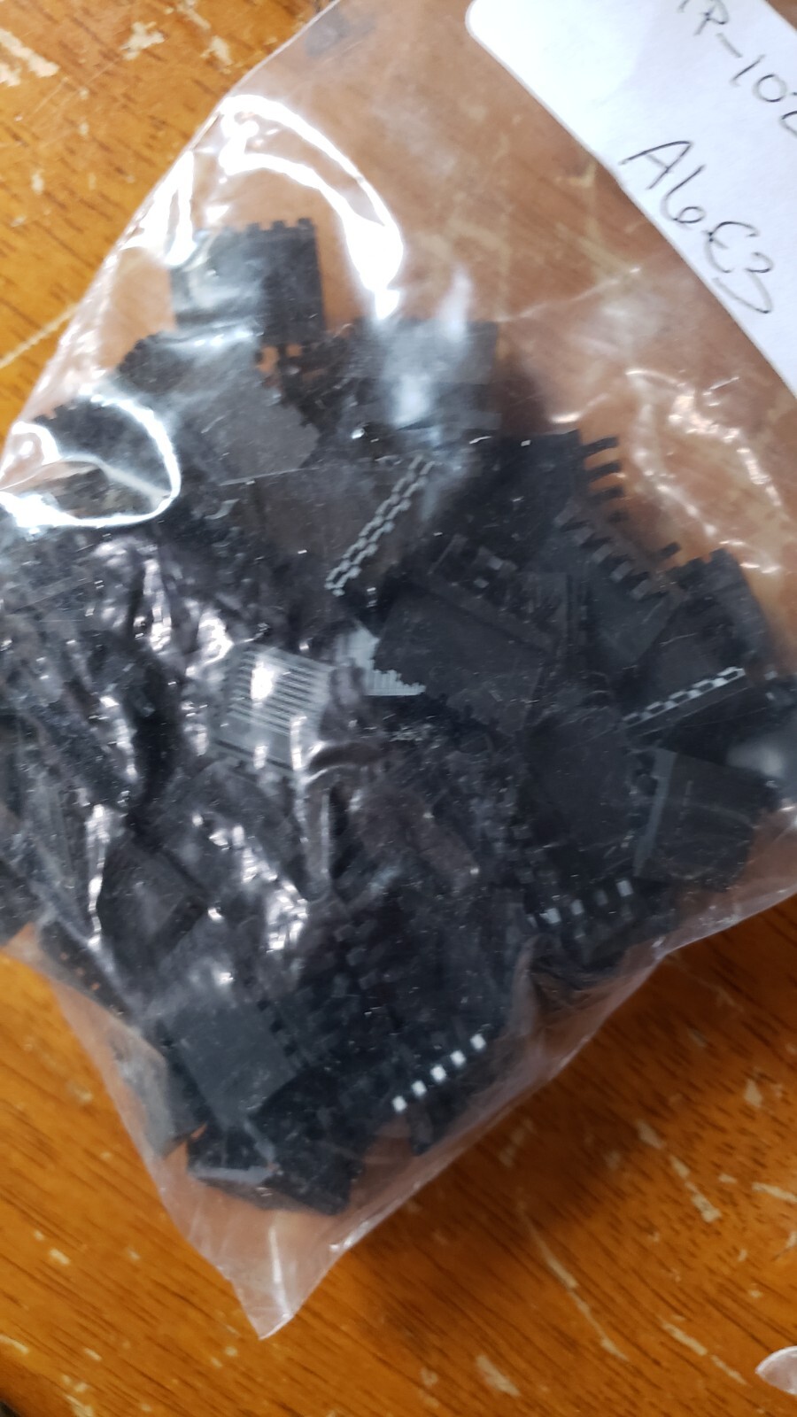 NEW LOT of 100 AMP Connector Cap Cover For AMPMODU MT Ser 12-POS .100 # 102536-4