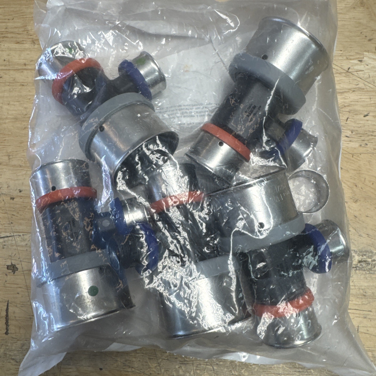 Viega 49854 PureFlow 1-1/2 x 1 x 3/4 in. Plastic PEX Press Tee🔥Qty 5