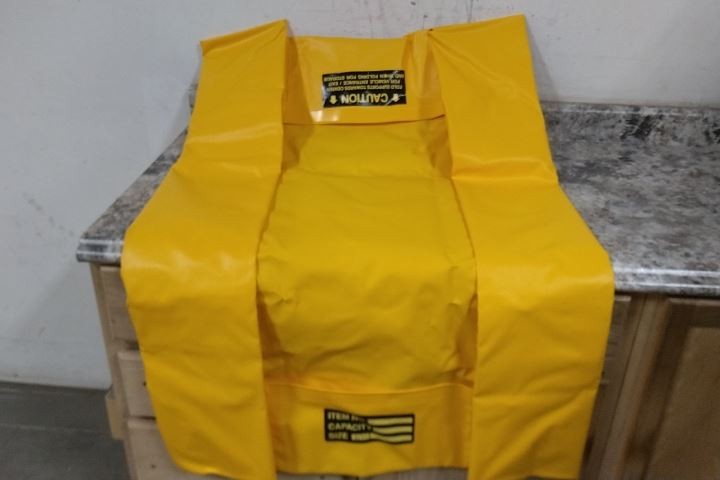 Brady SPC Absorbents SB-SL44 4 Ft W 4 Ft L Collapsible Wall Containment Berm