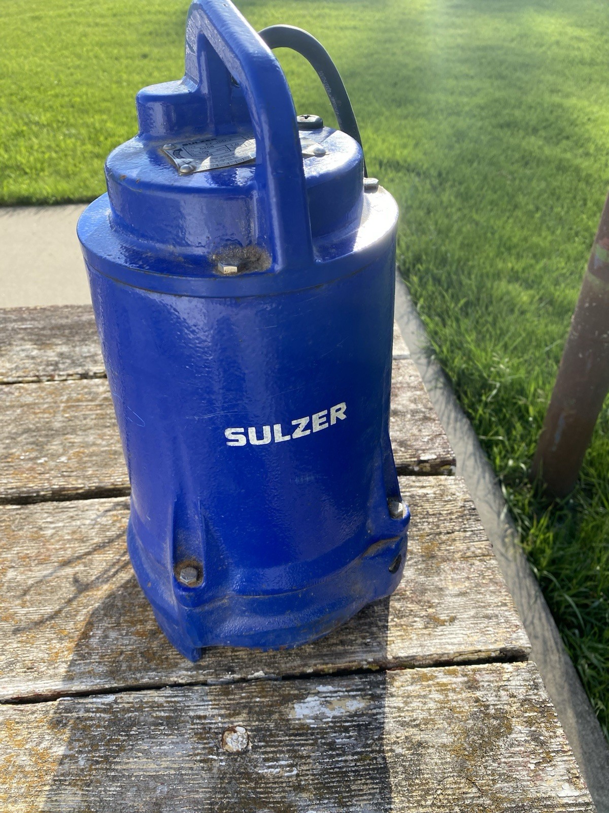 SULZER SUBMERSIBLE SUMP PUMP EF 10D-2 230V 3-Phase