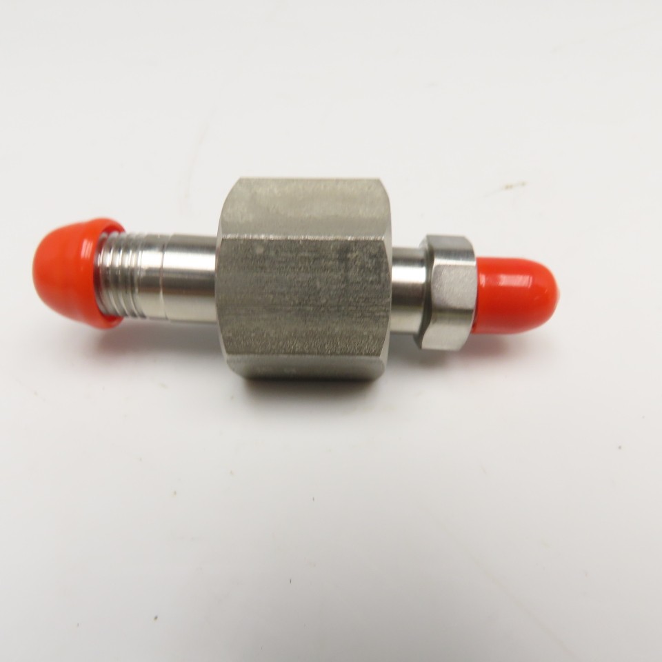 Parker 54 Series 1/4″ NPT x 1/2″ NPT Female Stainless Steel Gas Inlet Connector