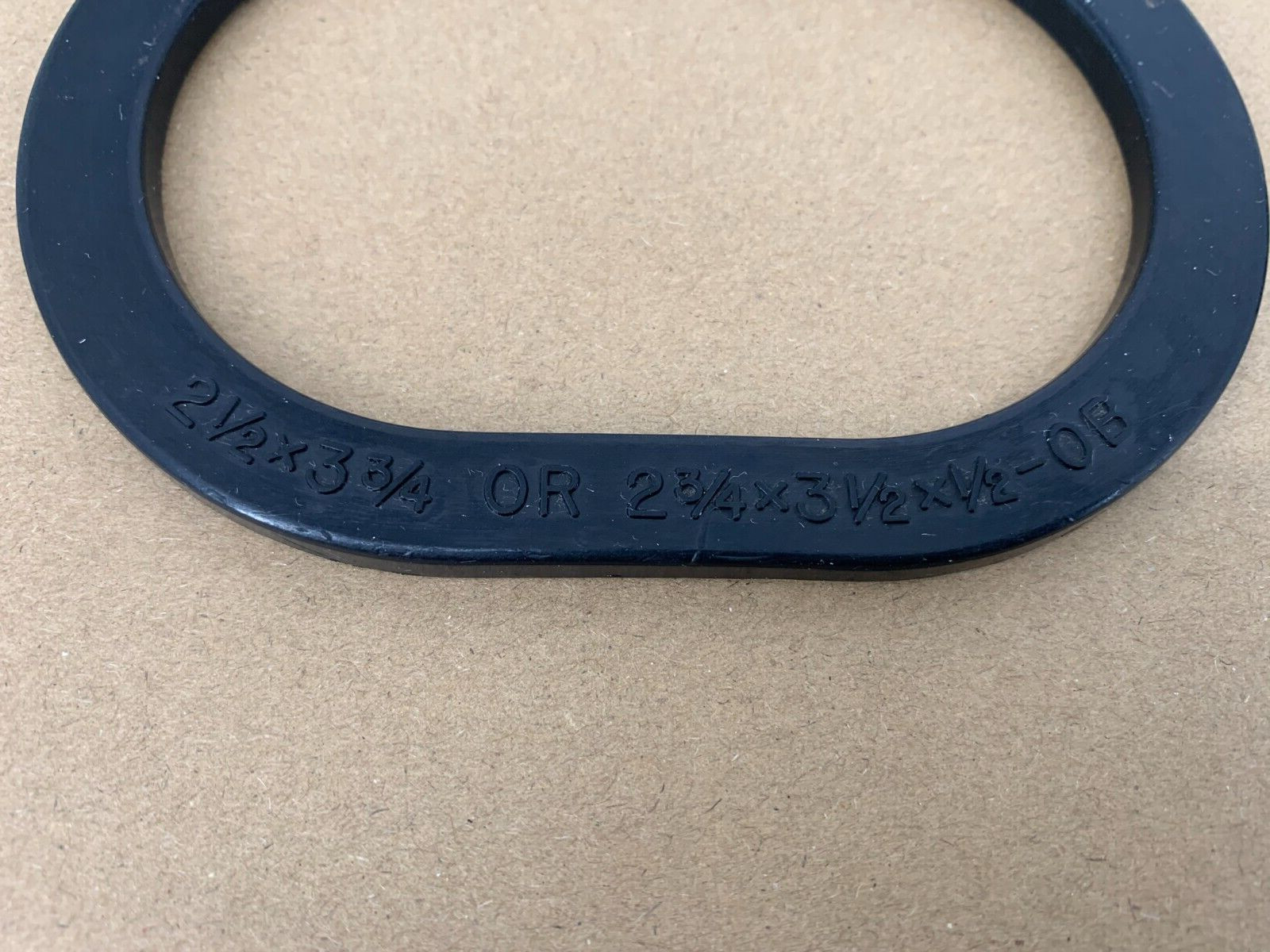 TOPOG-E T180-2-1/2 x 3-3/4 Or 2-3/4- 3-1/2 x 1/2-OB Oblong Handhole Gasket