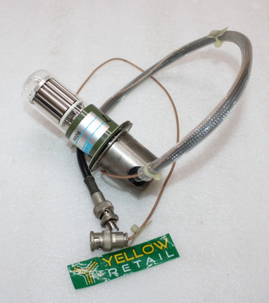 HAMAMATSU R928 PHOTOMULTIPLIER TUBE