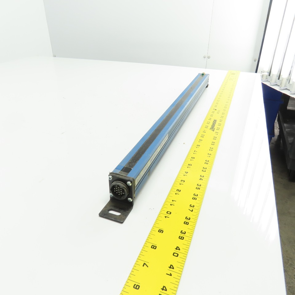 Pinnacle 53-012 MicroGuard Light Curtain Emitter 20′ Range 30 mSec Response