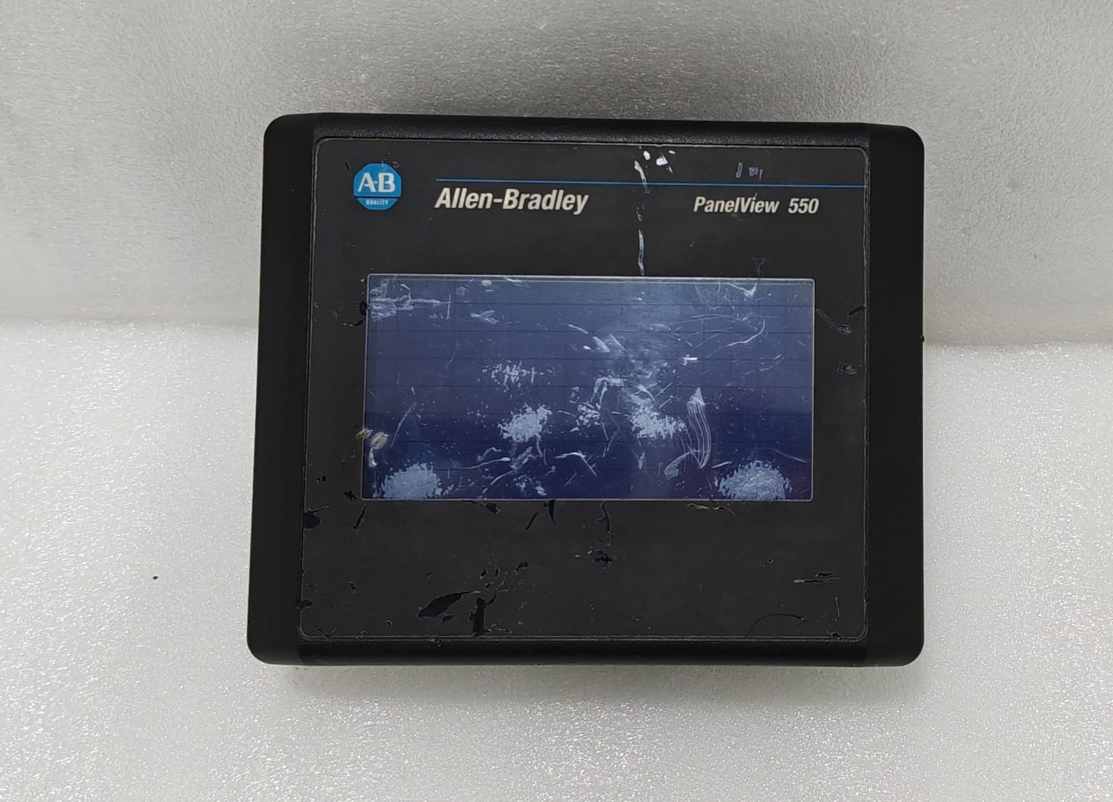 Allen Bradley PanelView 550 2711-T5A16L1 Ser B Frn 4.46 Touchscreen HMI