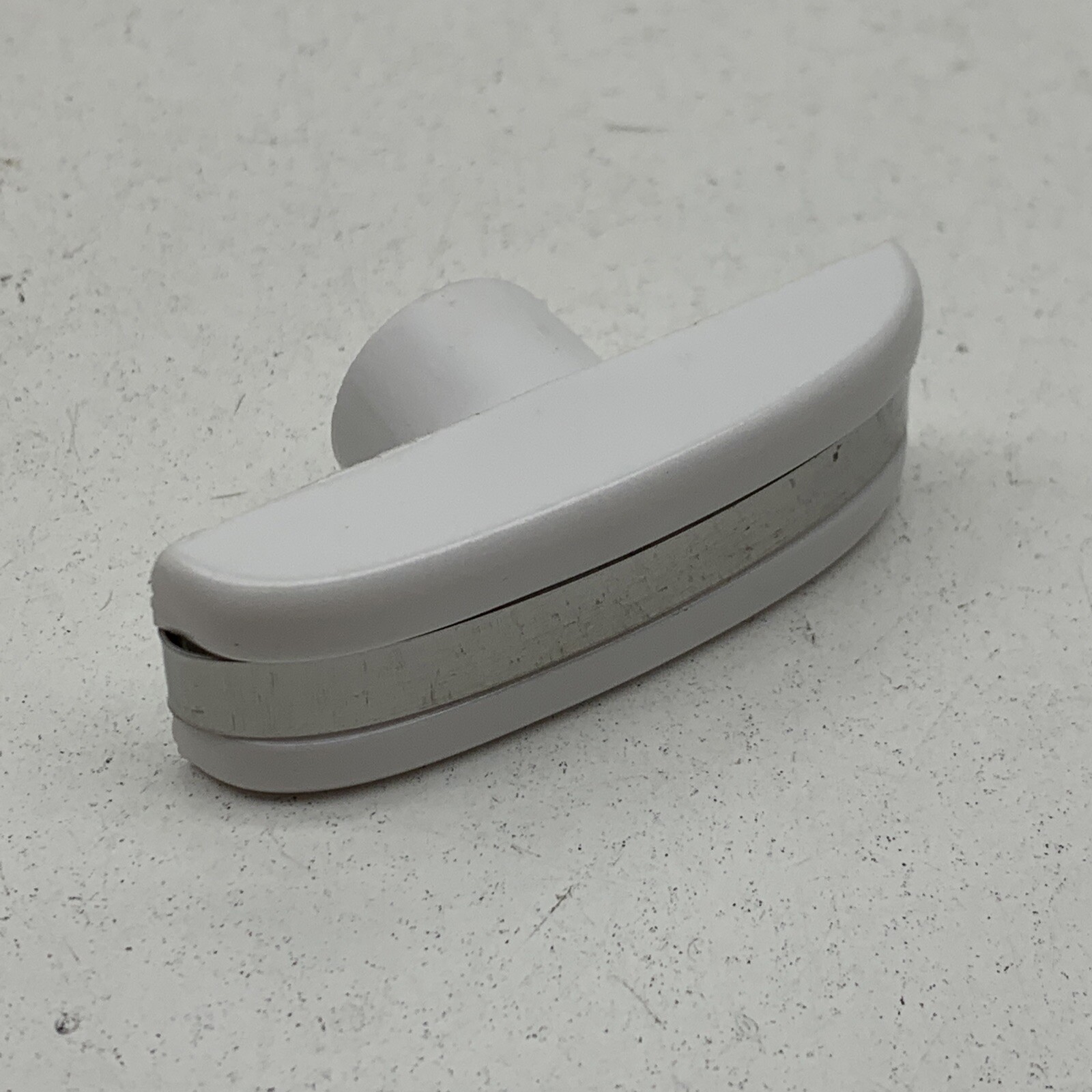 Vintage Appliance Oven Range Heater Thin White/Silver Trim Handle Knob 5/16″ Peg