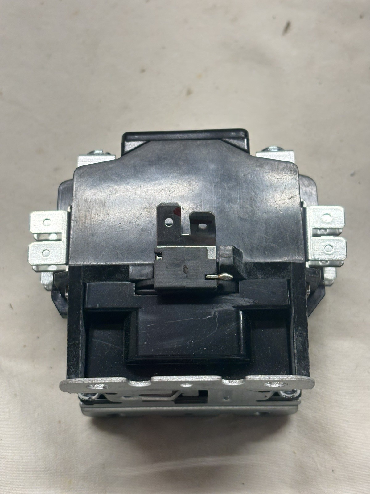 Packard TMX240A2 Max Definite Purpose Contactor 2 Pole, 40 Amp, 24 Volt Coil