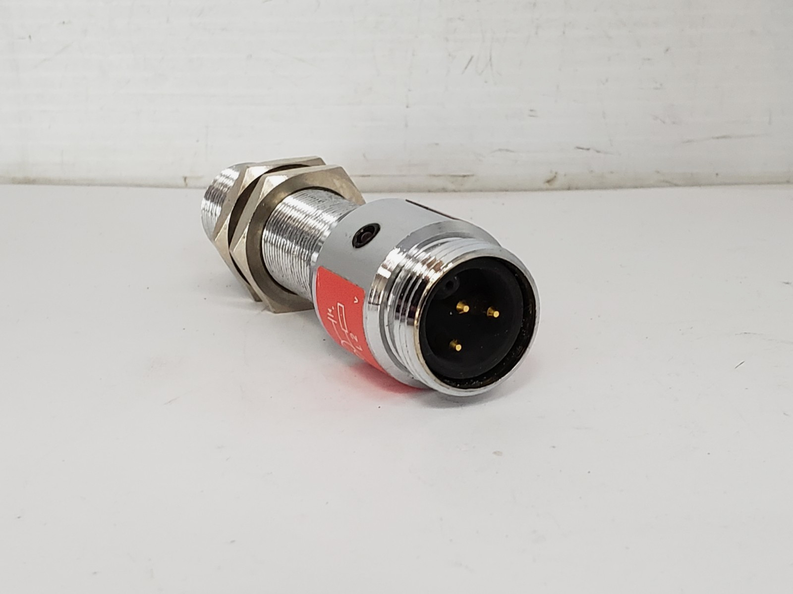 TURCK BI5-G18-RZ3X-B1331 INDUCTIVE SENSOR NC 20-250V 1 LED 3 PIN NNB