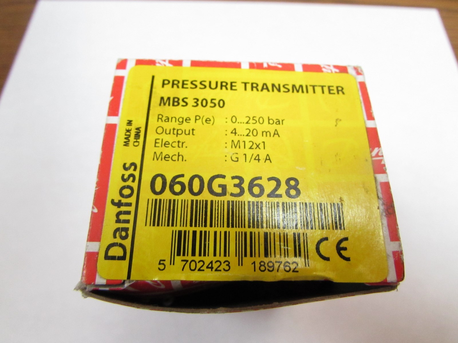 Danfoss pressure transmitter MBS3050 060G3628 NIB (ST1240)