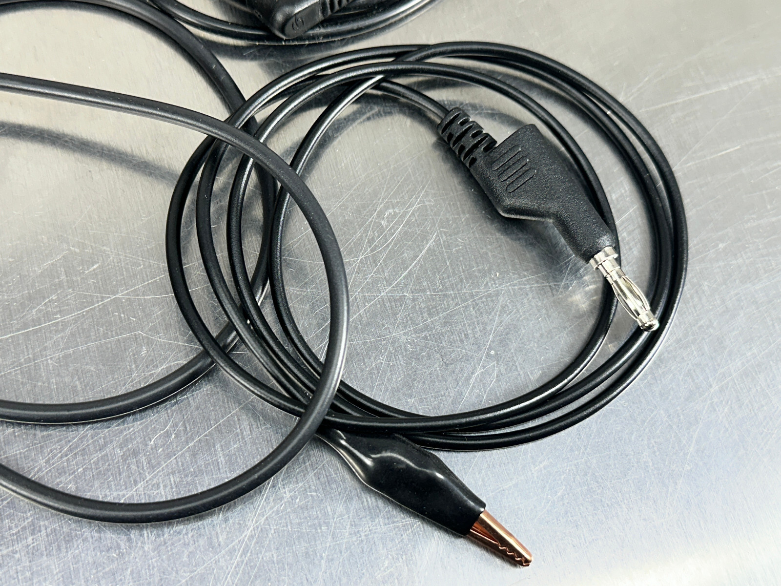 (5) Test Leads Fluke, Pamona, Unmarked Current Voltage Measuring