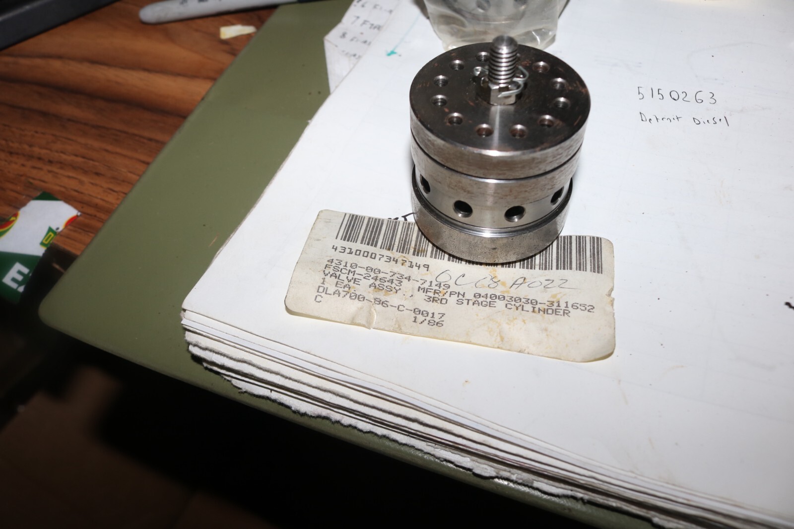 NOS Hoerbiger PN 04003030-311652 3rd Stage cylinder valve 4310-00-734-7149