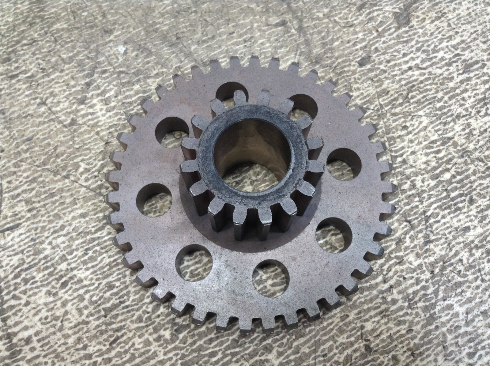 TE 331834 Gear (TSC)