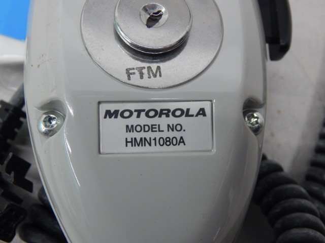 Motorola HMN1080A, Palm Microphone Mic, 6-Pin Connector, Two-Way Radio
