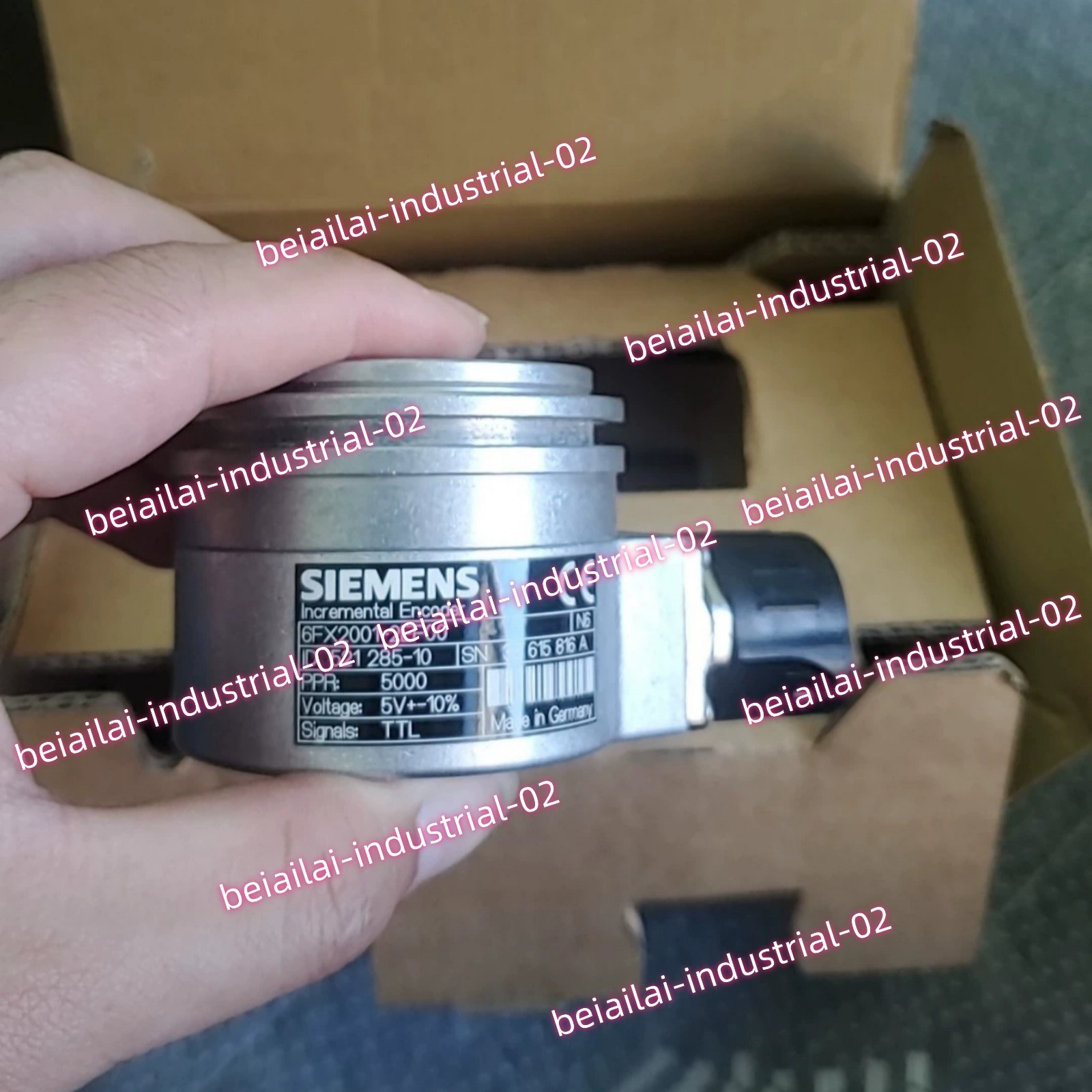 SIEMENS Actual Value Encoder 6FX2001-2EF00#1pcs new in box