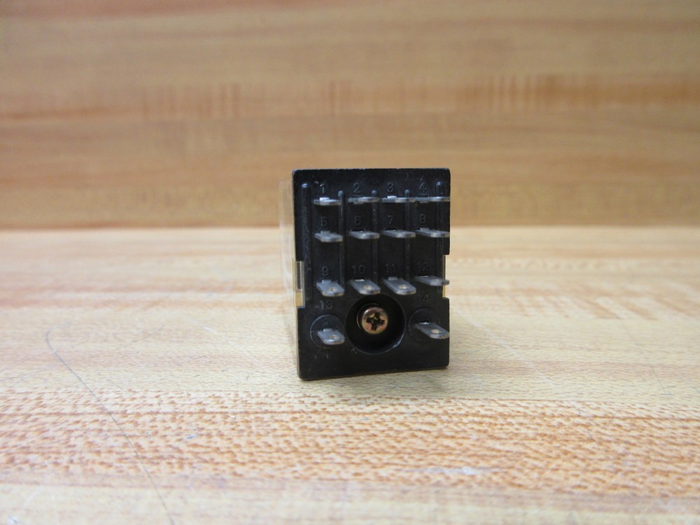 Omron MY4-220/240V AC Relay MY4-220/240VAC