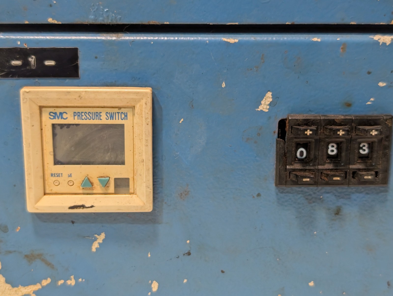 SMC IT2031-N22 E/P Regulator Control Box Enclosure, PCB, Digital Pressure Switch