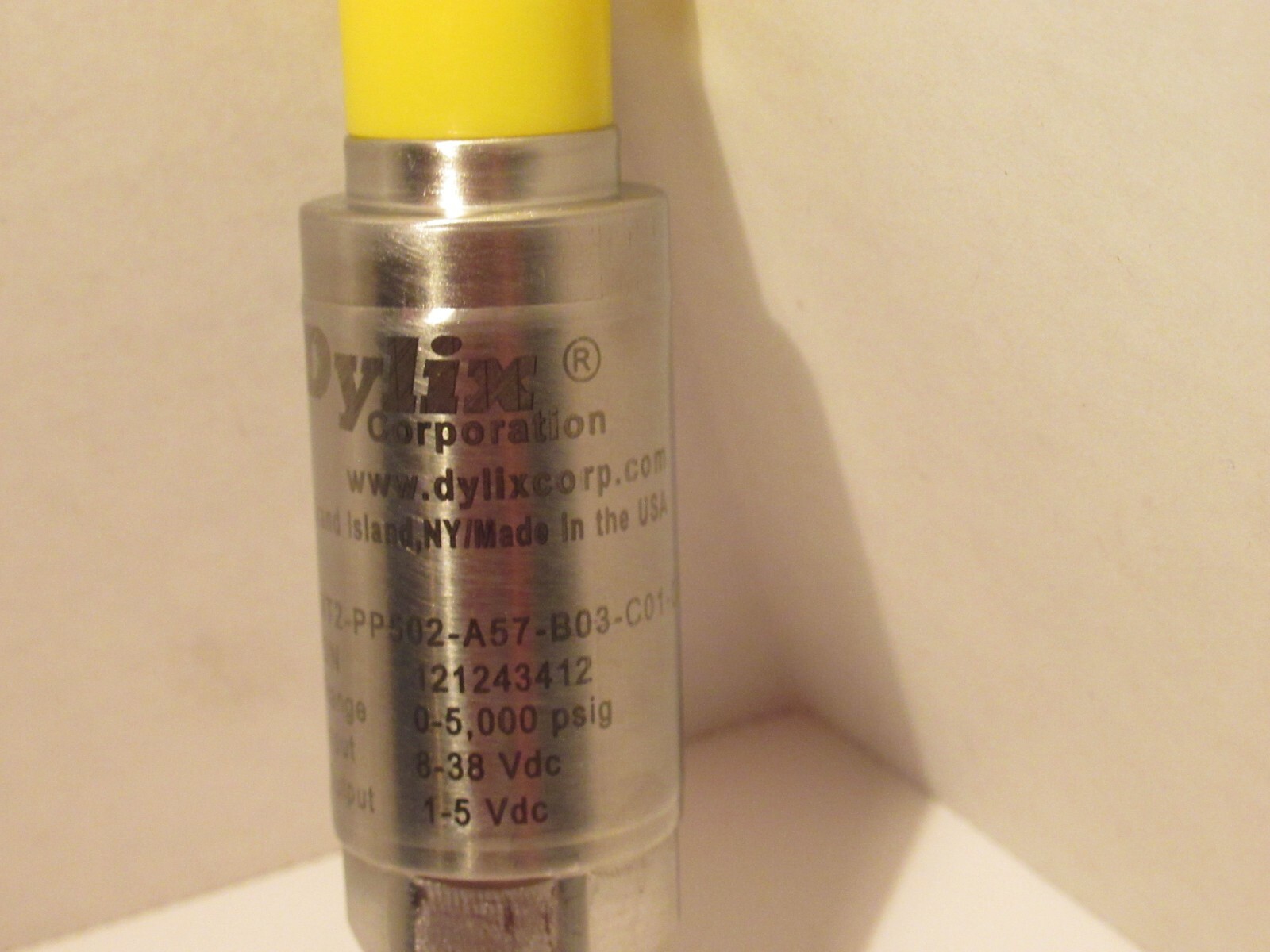 DYLIX MT2-PP502-A57-B03-C01-D07 PRESSURE TRANSMITTER NEW