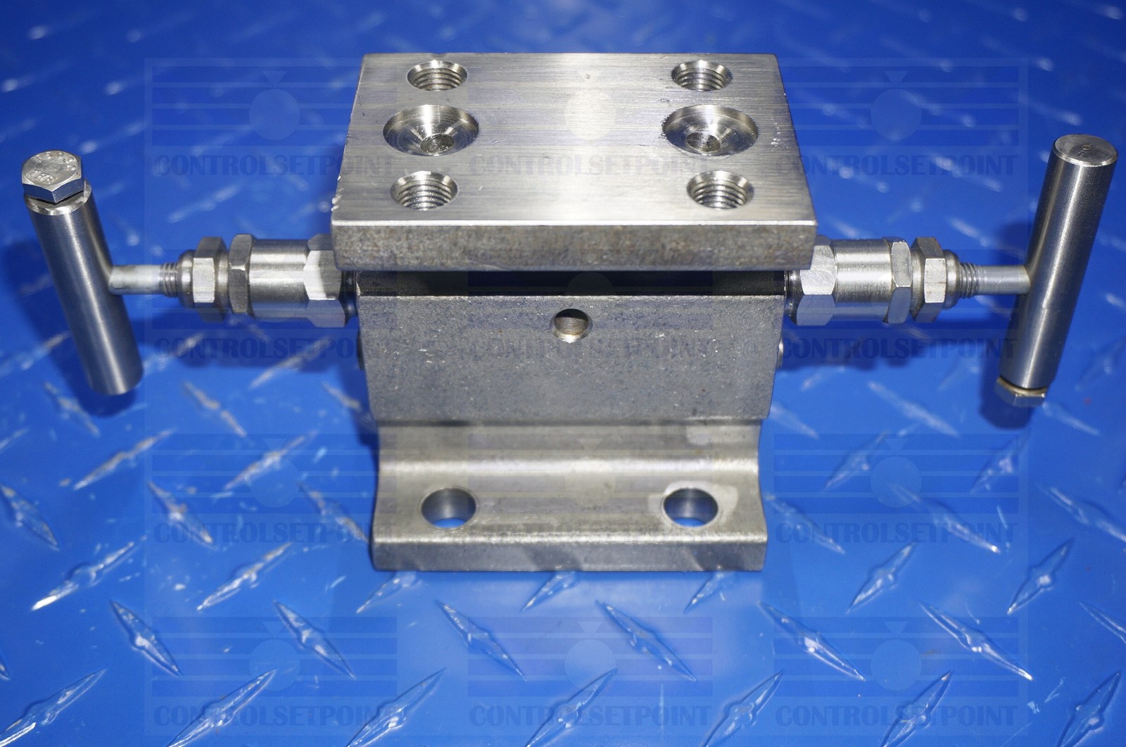 ANDERSON GREENWOOD MANIFOLD M4AVIS 3 VALVE MANIFOLD NSP
