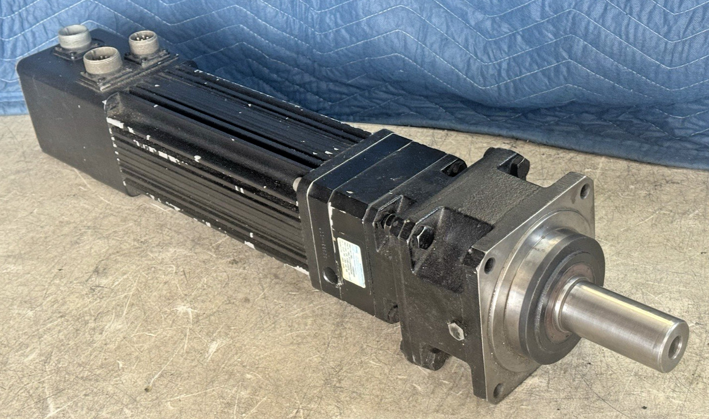 KOLLMORGEN GOLDLINE BRUSHLESS P.M SERVO MOTOR B-406-A-A3-R1 W/. STOBER GEAR HEAD
