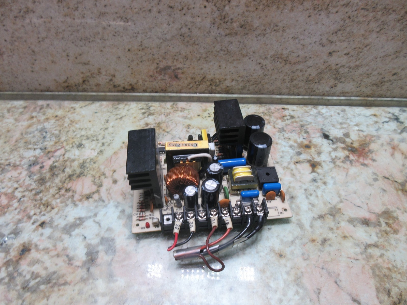 MIGHTY COMET VMC-500 CNC MILL MONITOR CIRCUIT BOARD S-200 121091 C93B17345