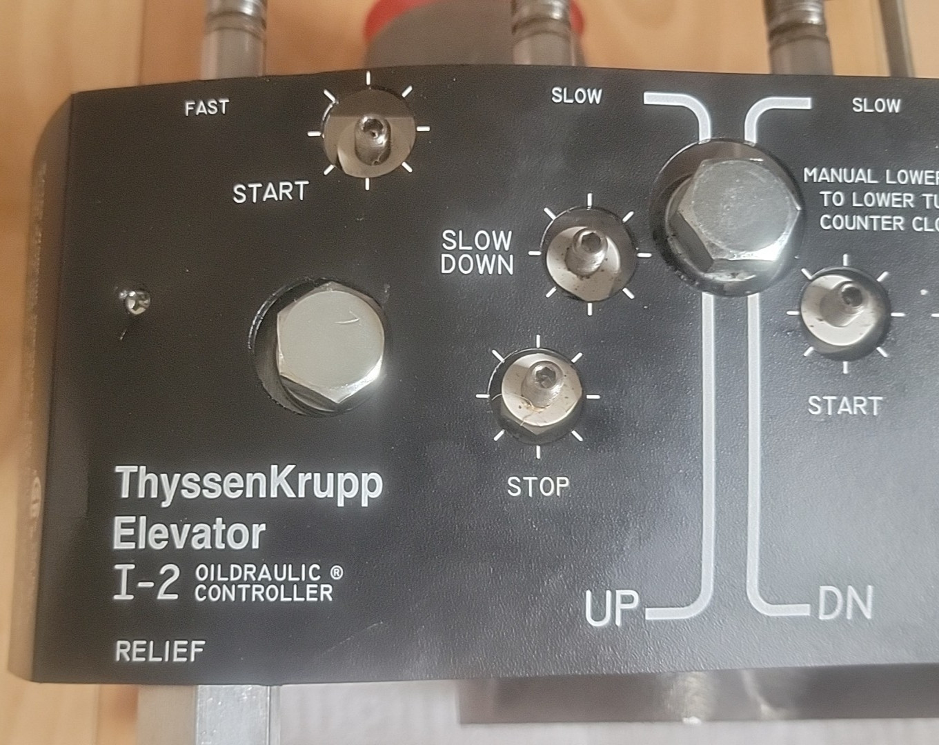 ThyssenKrupp I-2 Elevator Oildraulic Controller 7505AE1 Integral Valve – READ