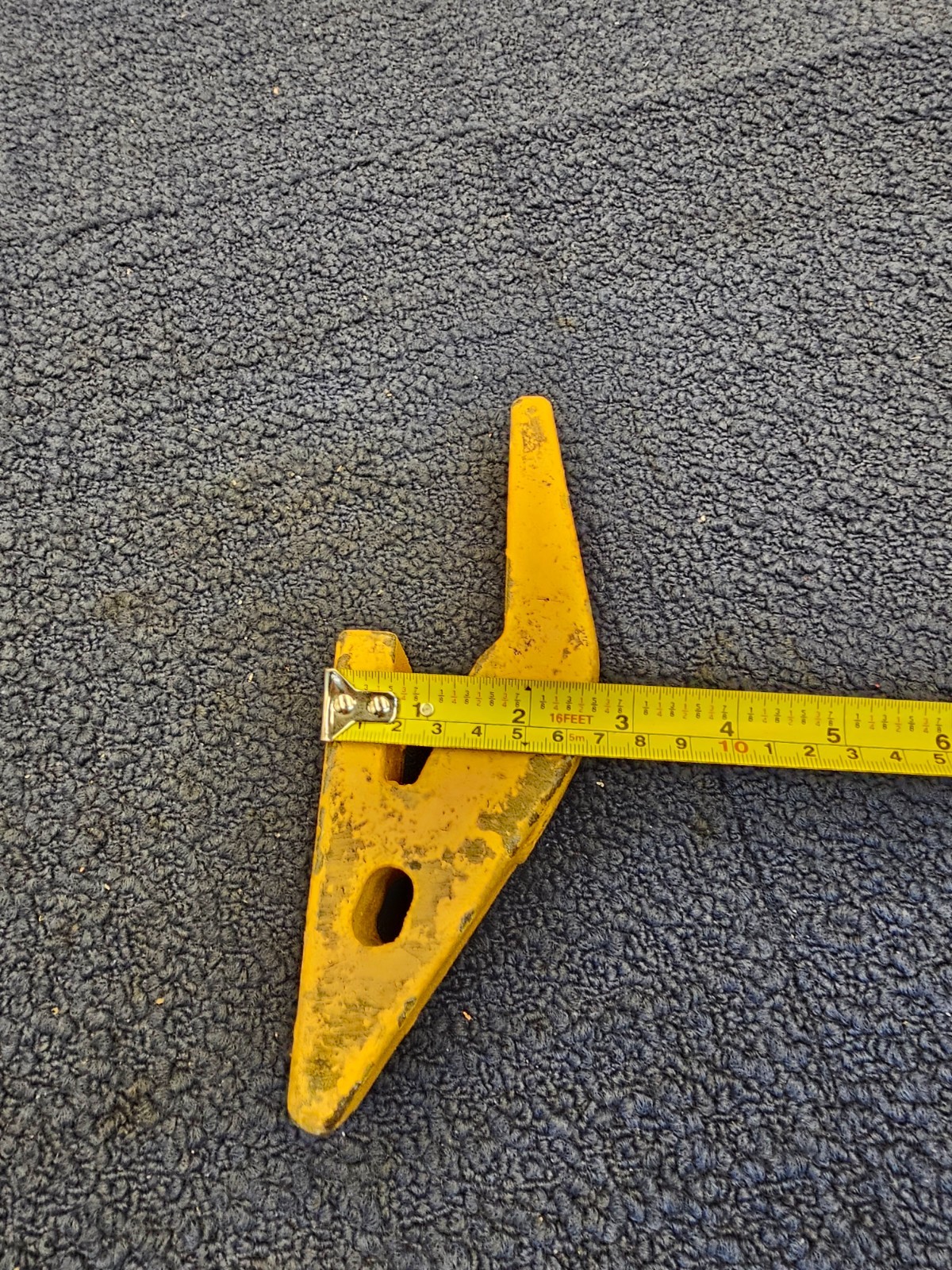 2740 W23 Yellow Bucket Tooth Fits Case/International Harvester