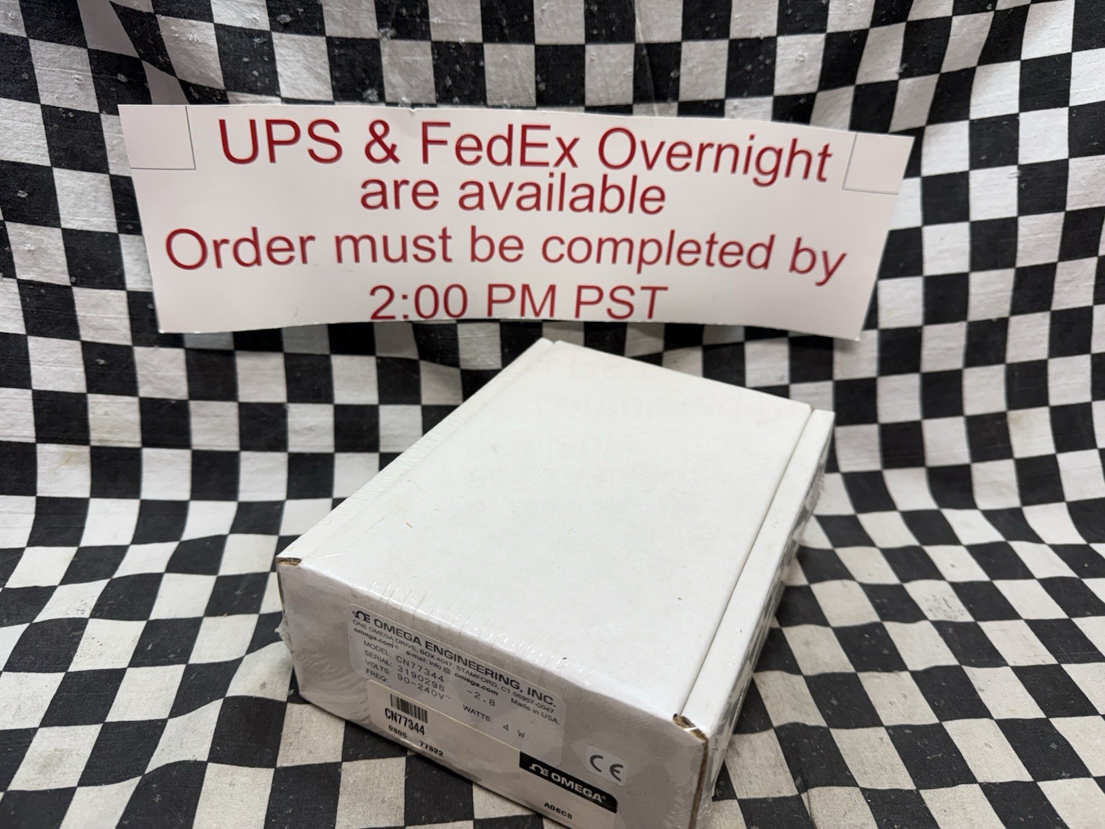 Omega TEMPERATURE CONTROL CN77344-2.8, CN77344, 2.8, 90-240V, #1635P3
