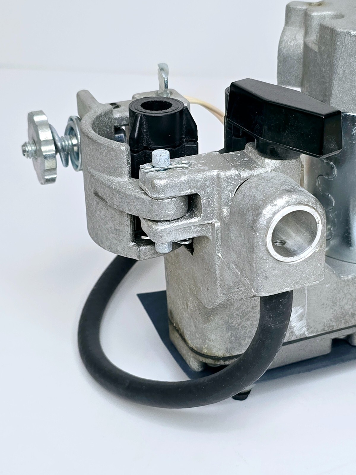 STATUCE ELECTRIC WIRE FEED DRIVE ELECTRIC MOTOR 5048-001 P/N 089365 MILLER S-32S