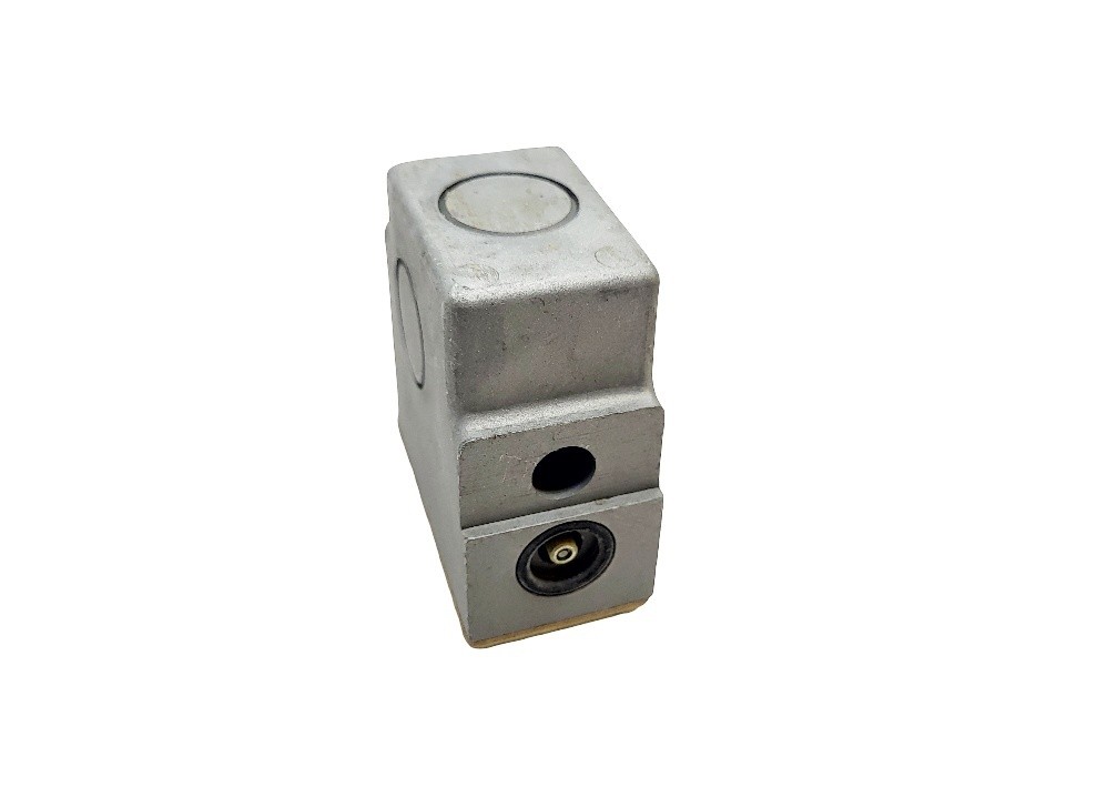 NEW MILLER FLUID POWER 635 AIR VALVE SOLENOID BONNET 115VAC A-621-04-10 *READ*
