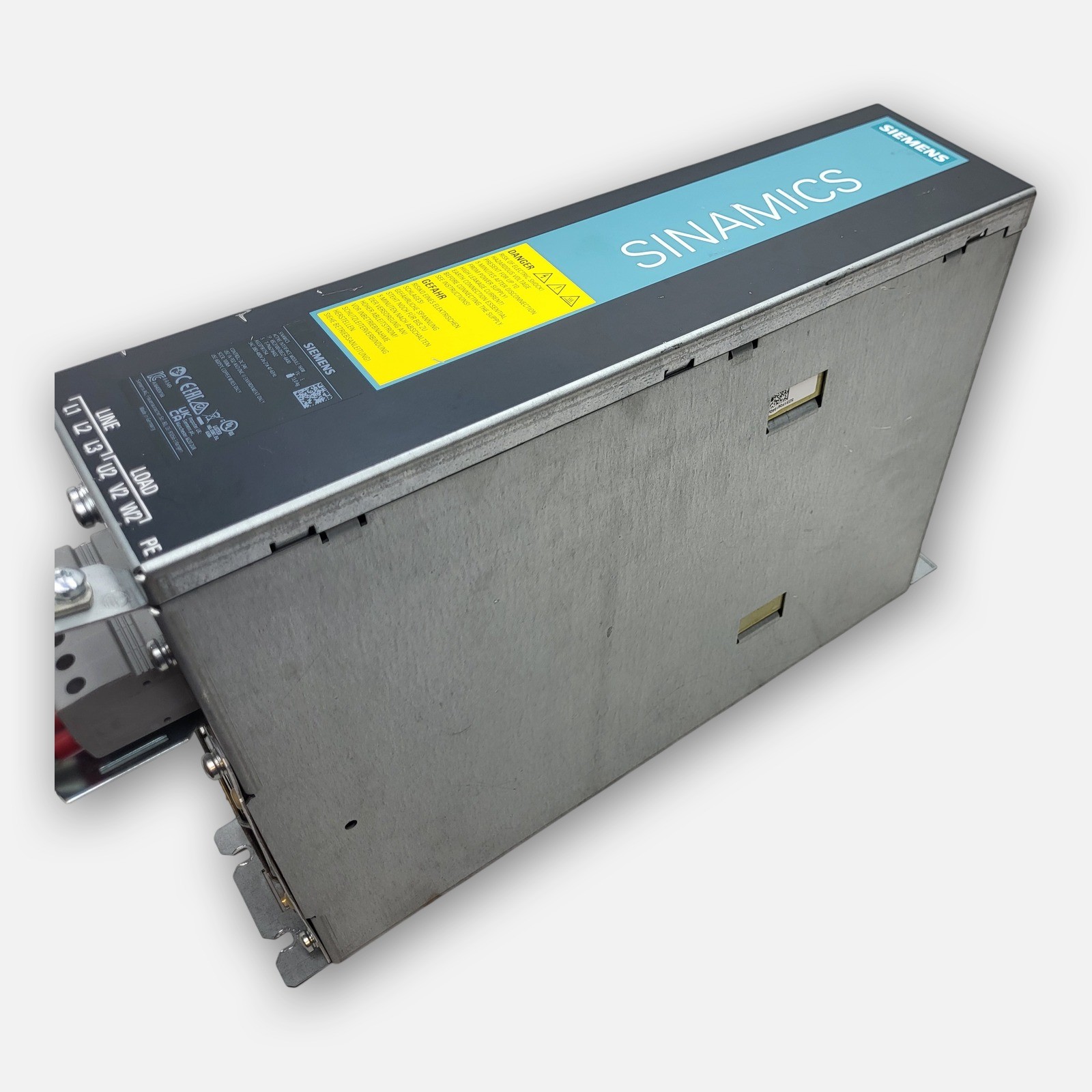 SIEMENS 6SL3100-0BE21-6AB0 ACTIVE INTERFACE MODULE 380-480V 26-21A 47-63HZ
