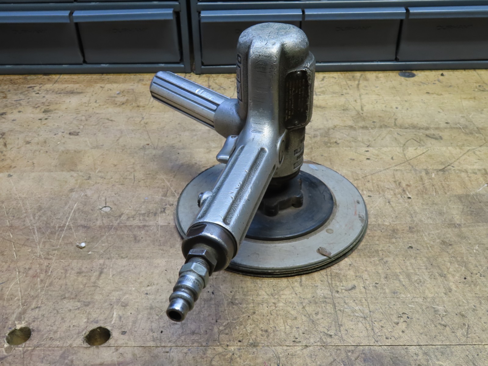 Cleco 15V C60B 6000 RPM vertical grinder buffer sander polisher Work/runs Great!