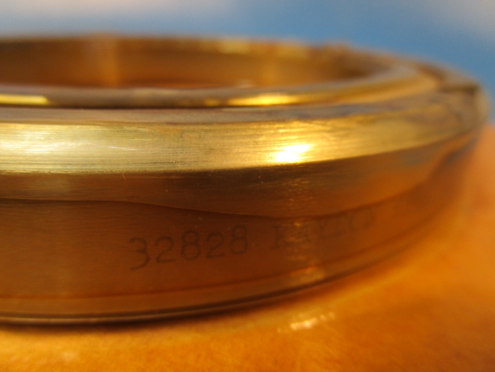 Kaydon KF040CP0, Thin Deep Grove Ball Bearing, 4” Bore, 5 ½” OD CSCF040