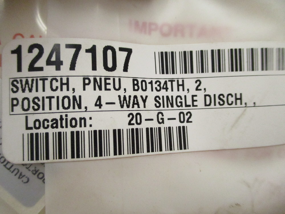 Conant B0134TH Pneumatic Switch BO134TH 1-1/2″ Bottom