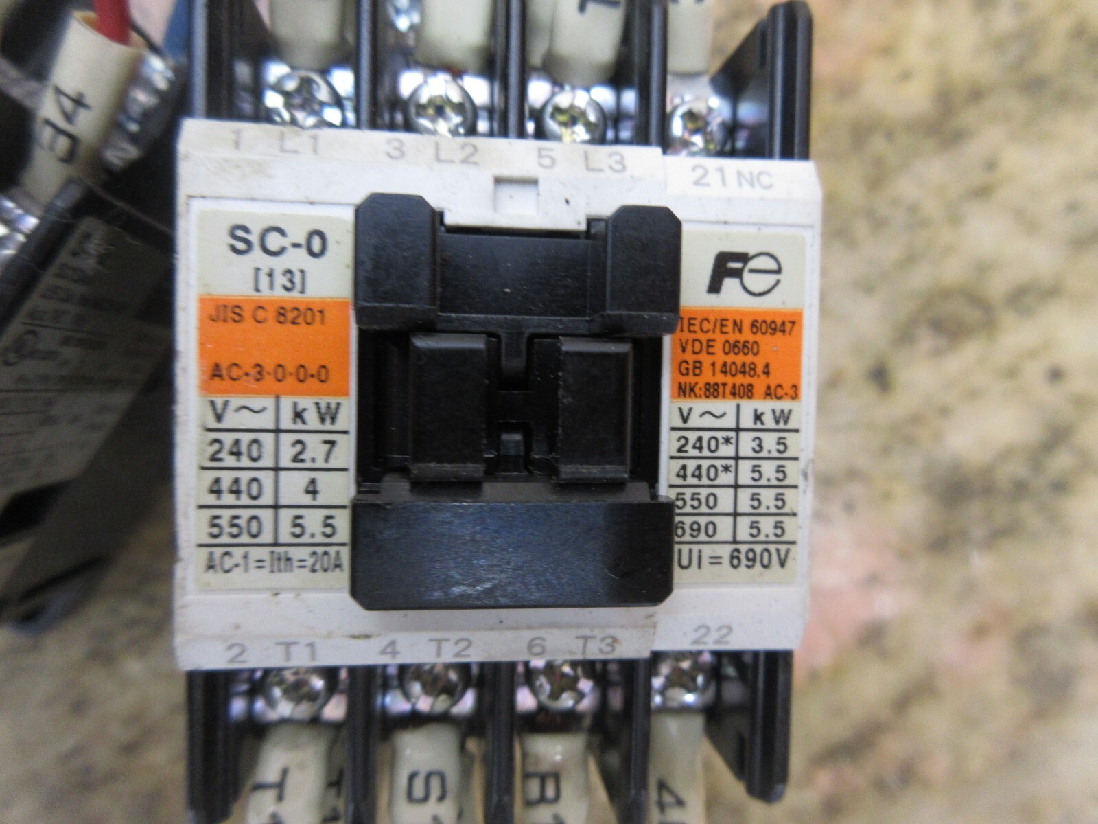 FUJI ELECTRIC FE CONTACTOR SC-0 {13} AC-3 0-0-0 SC13AA 4NC0F0#01 1NC LOT OF 3 PC