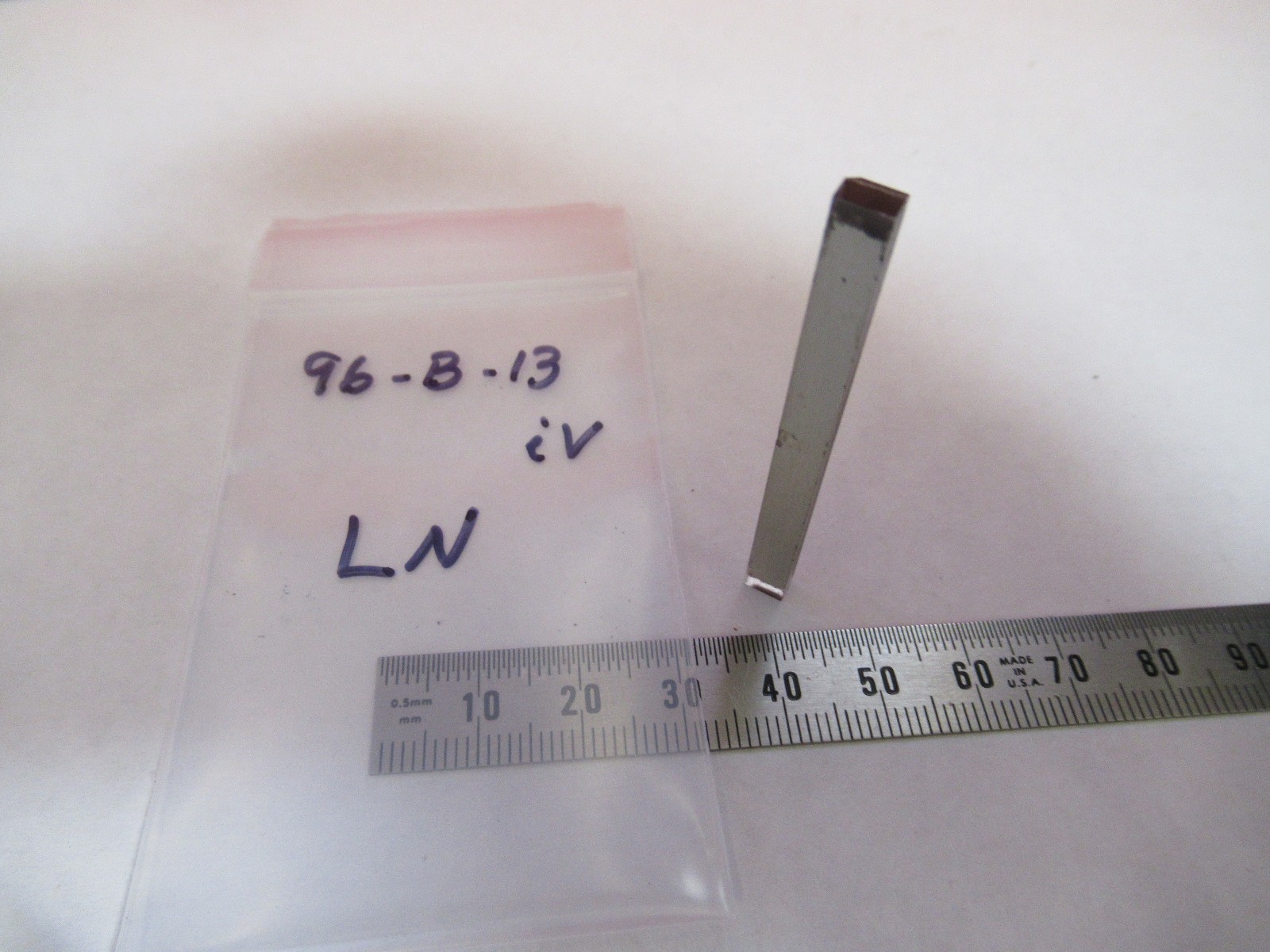 NLO NON LINEAR OPTICS LITHIUM NIOBATE CRYSTAL BAR ELECTRODED AS PICTURED 96-B-13