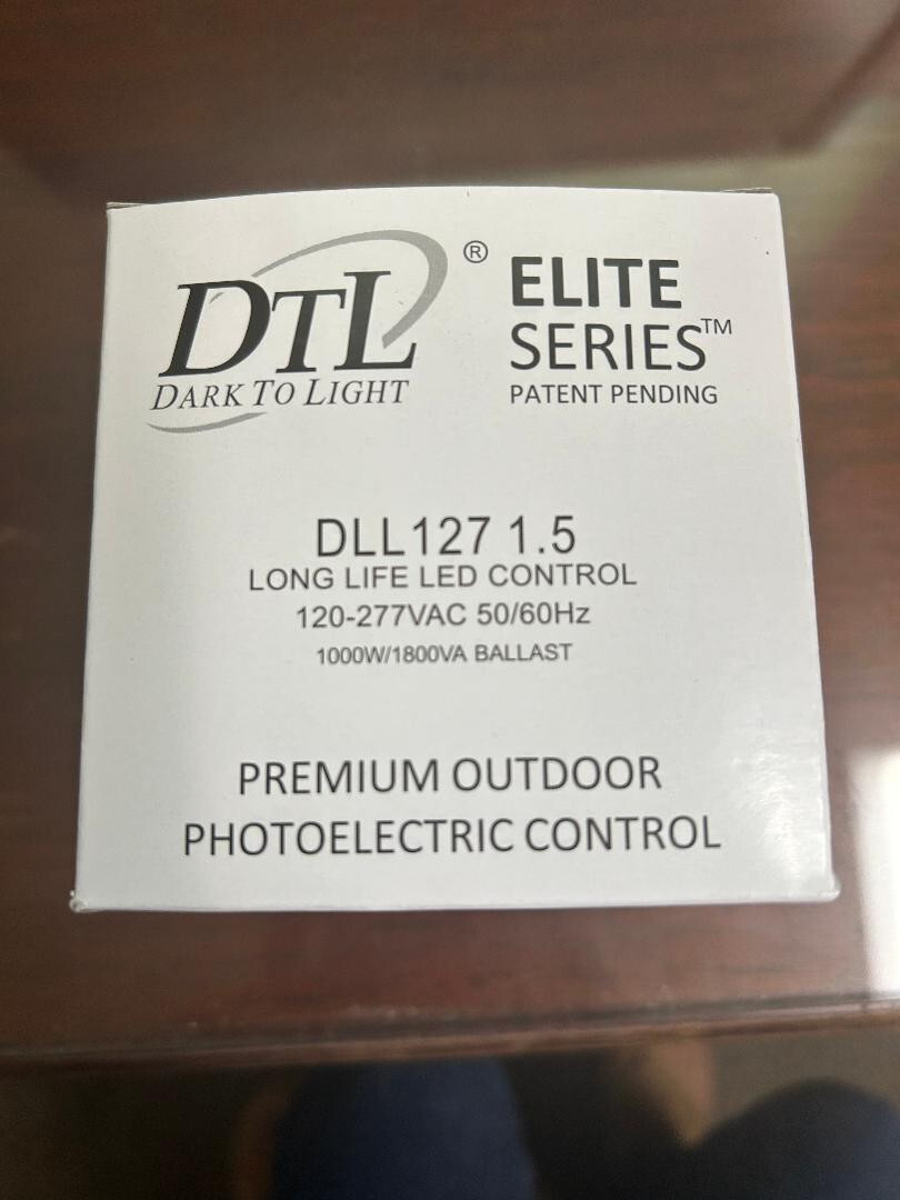 DTL Elite Series Dll127 1.5 U Led Photocontrol Button,120 To 277V,0.5W