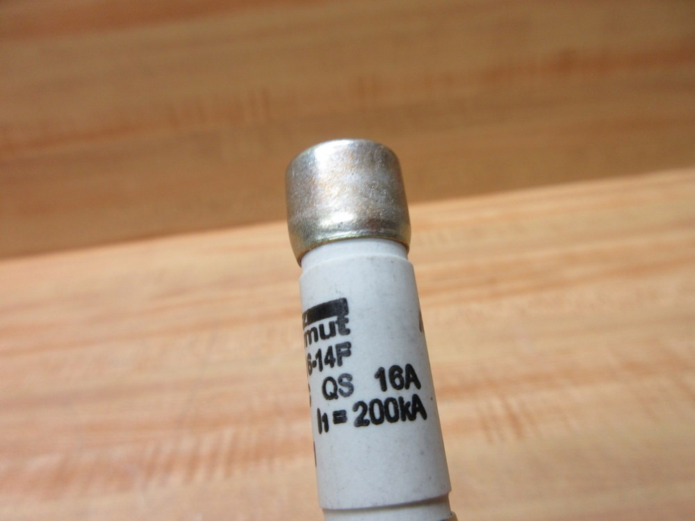 Gould Shawmut Ferraz A70QS16-14F Mersen Fuse A70QS1614F