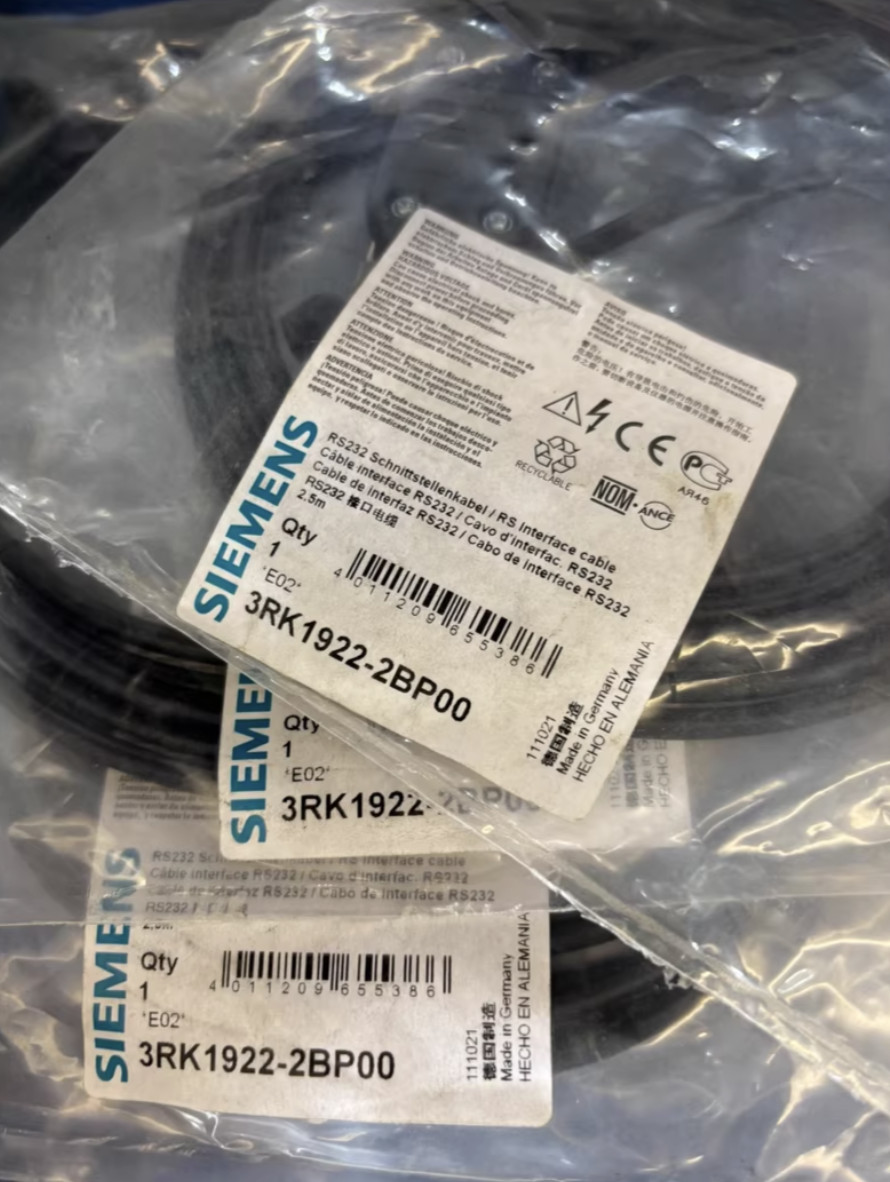 1PC New Siemens 3RK1922-2BP00 RS232 Connect Cable 2.5m Brand