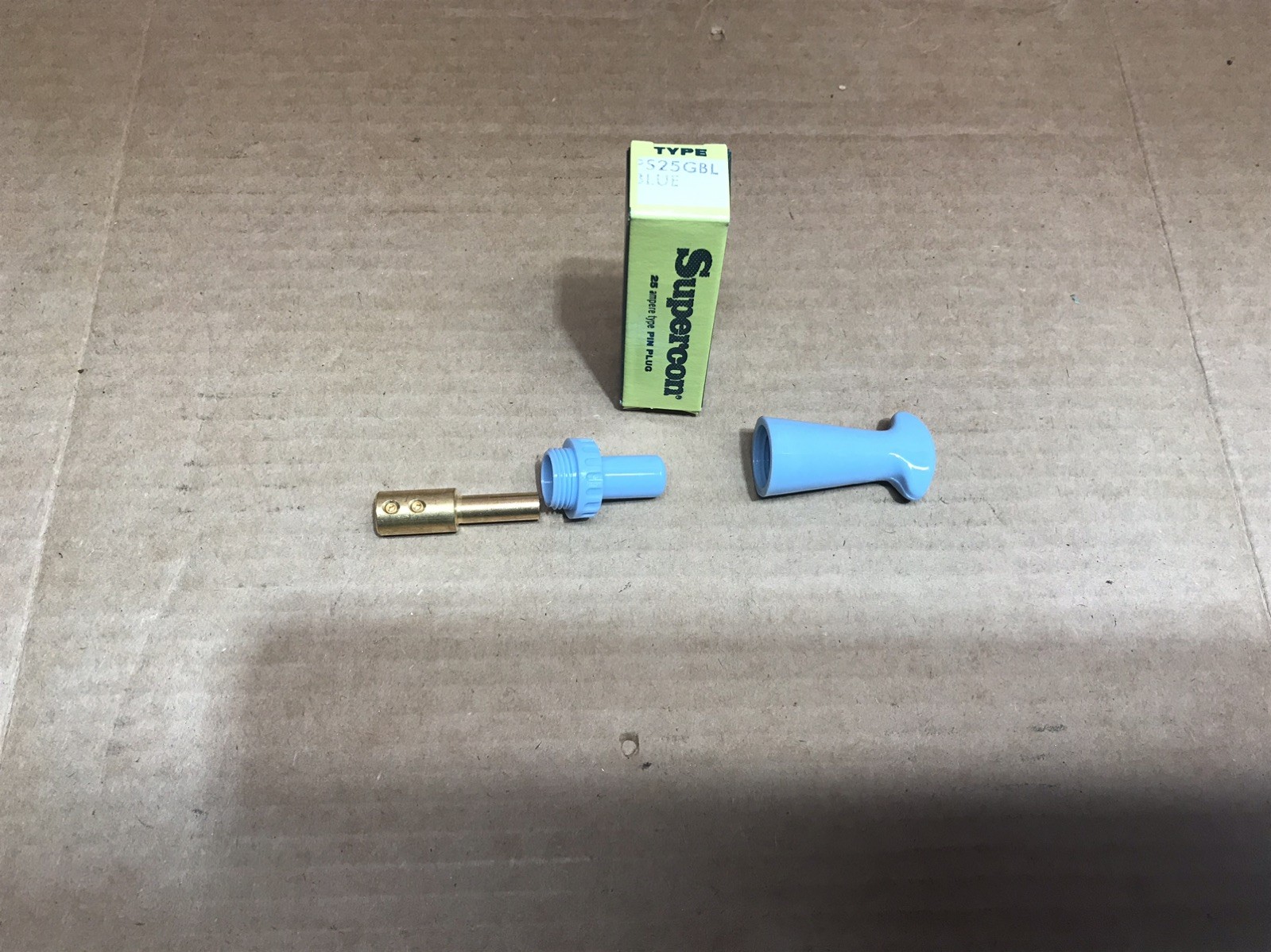 SUPERCON PS25GBL TEST PLUG SOCKET-PLUG 25 AMP NIB
