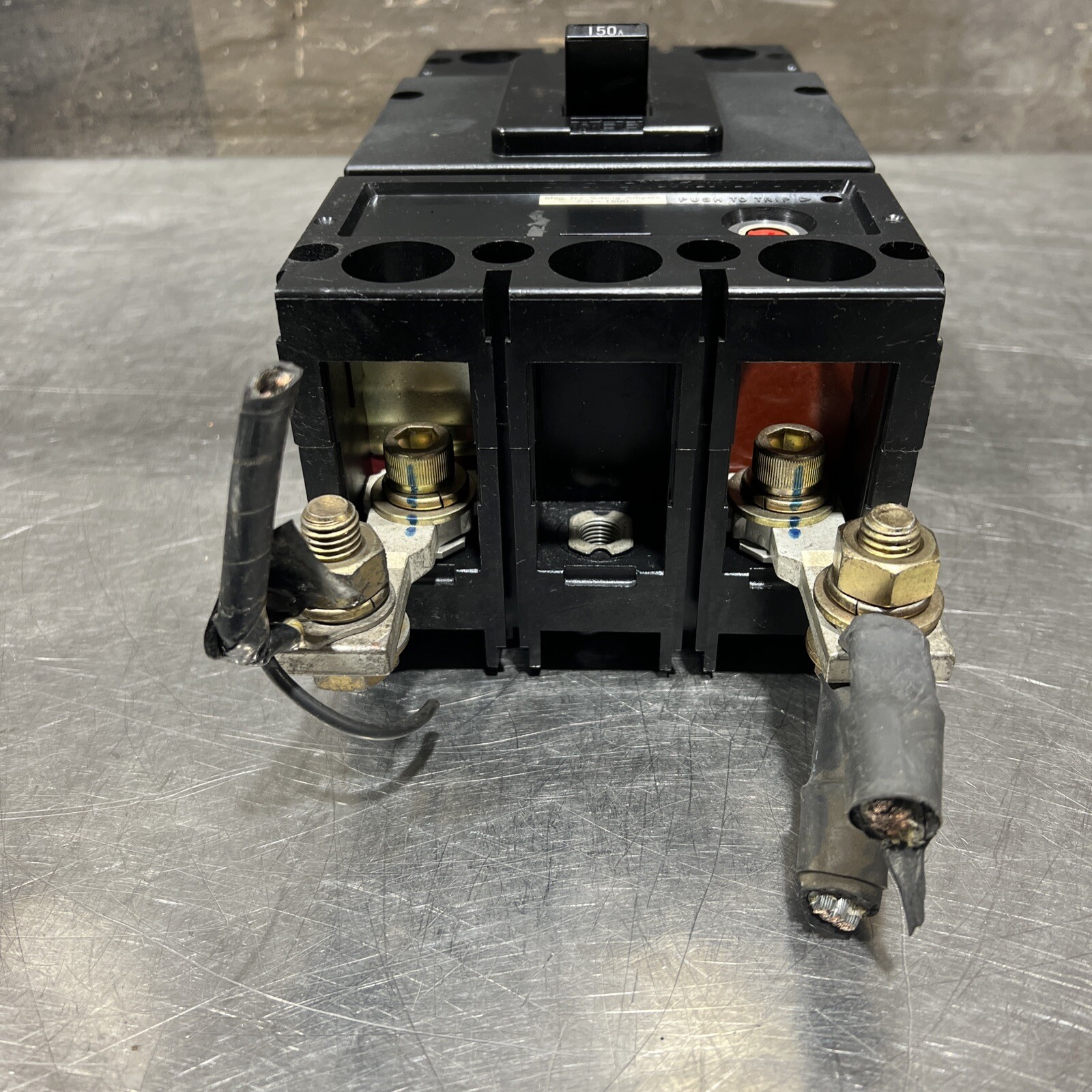 FUJI BU-JHB2150 150AMP 600VAC 250 VDC Circuit Breaker Used Surplus